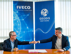 GEODIS acquires 200 natural gas vehicles from IVECO