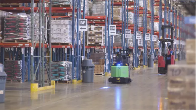 Three great reasons to enhance your warehouse with robots